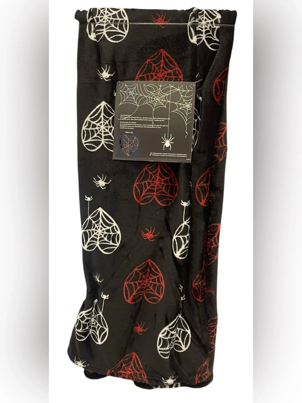 Halloween Spiderweb-Hearts  Plush Throw Black Red White Spiders 50 x 60 NEW NWT